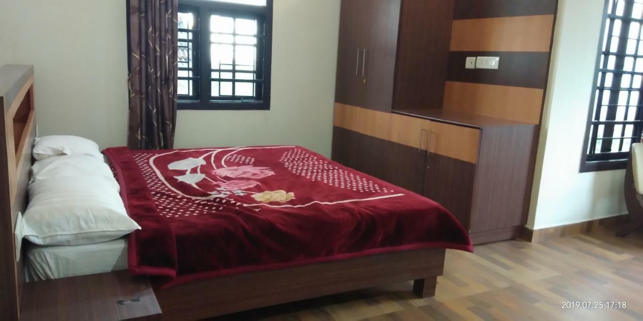Adhithya Holidays Kodaikanal Exterior foto
